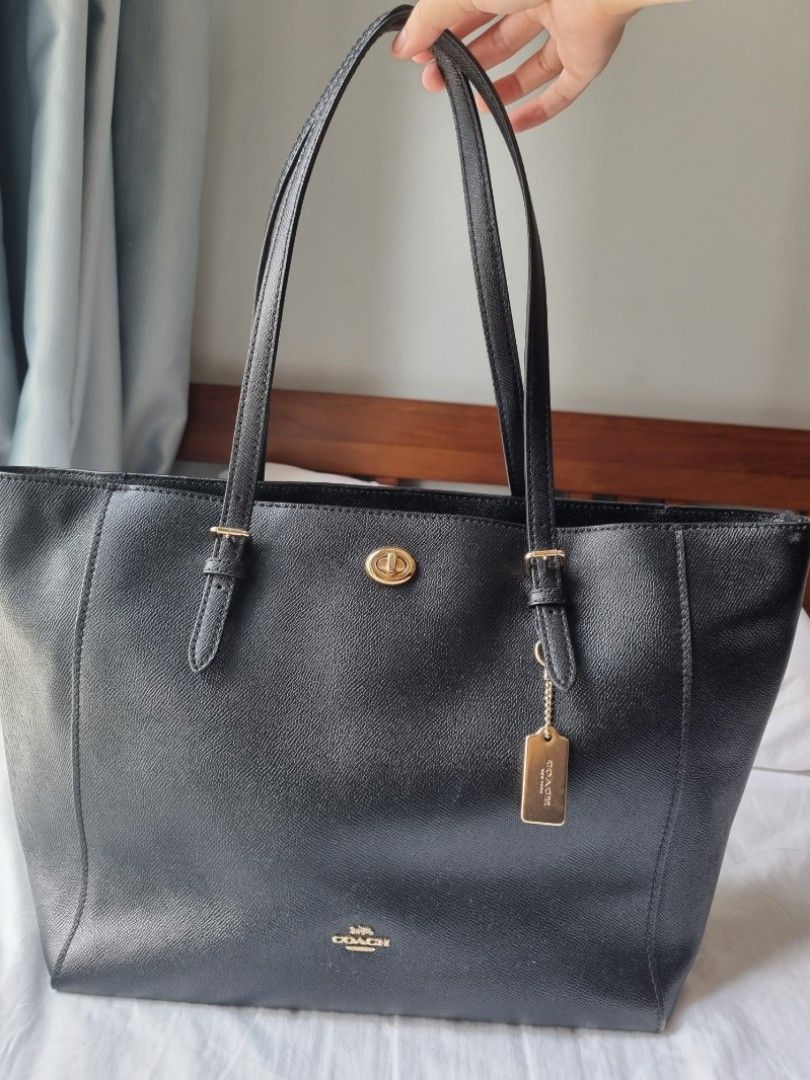 Coach Turnlock Tote Bag in Crossgrain leather