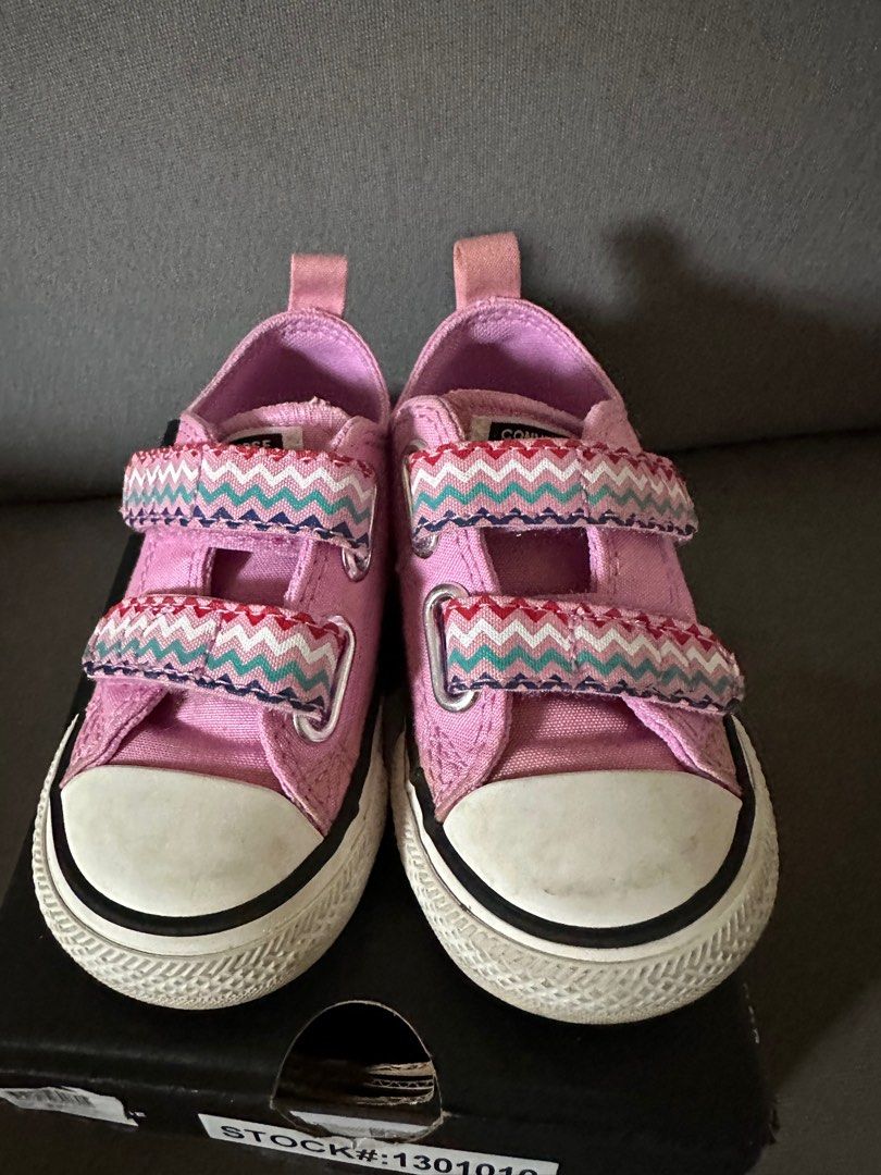 Girls infant converse size 6 clearance