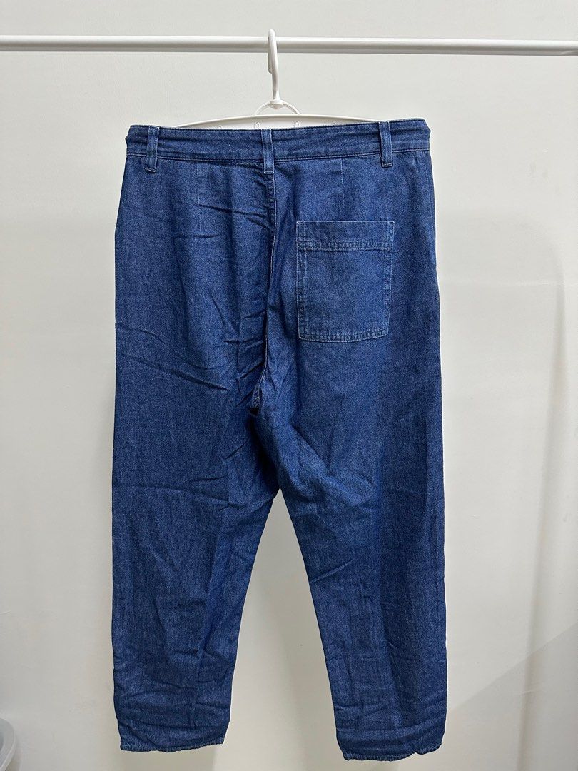 COS Jeans, Women's Fashion, Bottoms, Jeans & Leggings on Carousell
