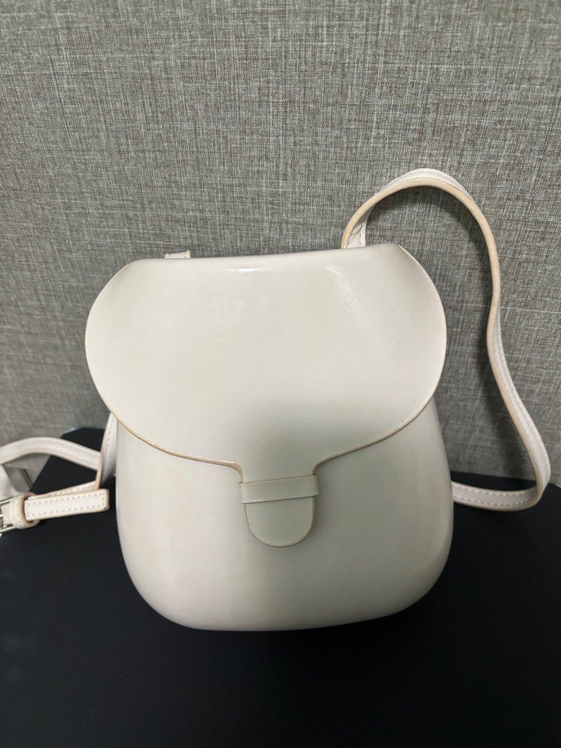 Cute white bag store