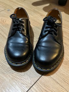 Doc Martens 1461 Smooth Leather Oxford Shoes in Black