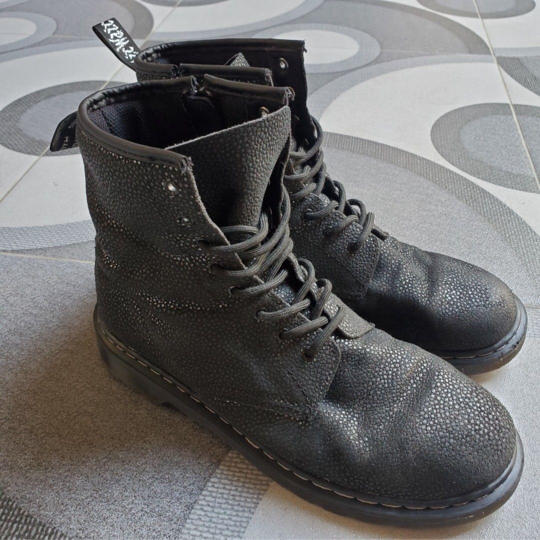 Dr martens delaney 38 store