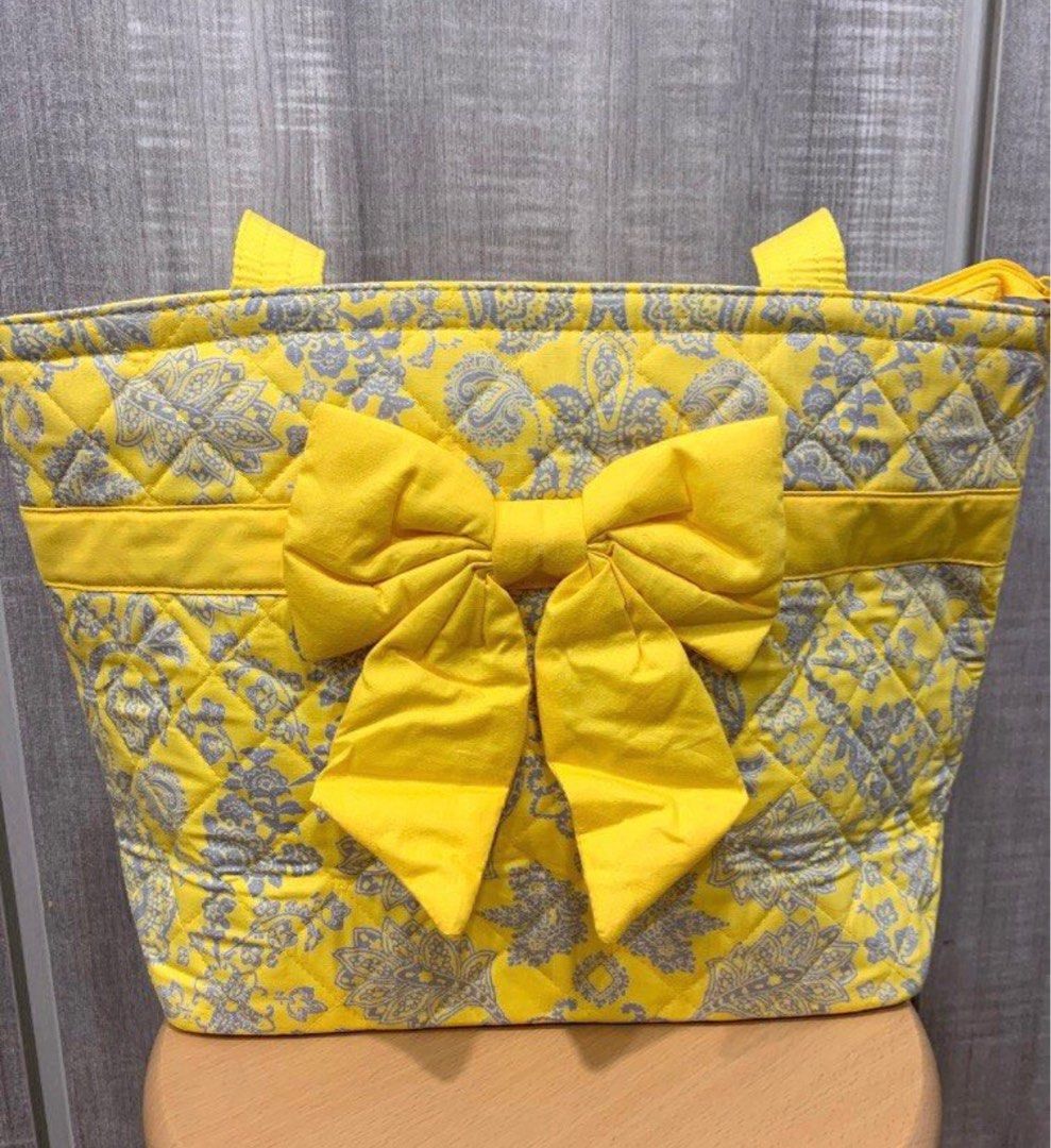Excellent condition like new naraya tote shoulder baby diaper picnic bag in sunshine yellow