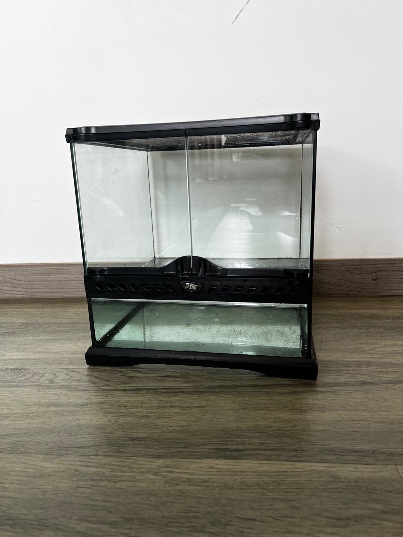 EXO TERRA tank, Pet Supplies, Homes & Other Pet Accessories on Carousell