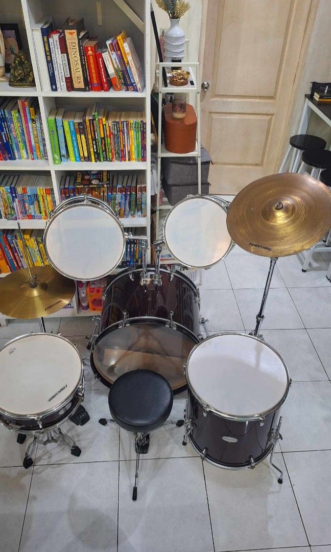 Fernando Drum Set, Hobbies & Toys, Music & Media, Musical Instruments