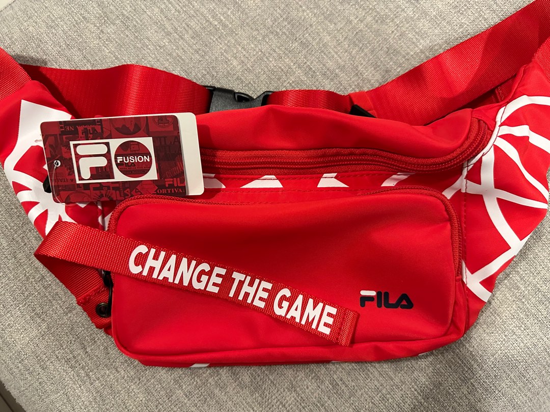 Red fila deals fanny pack