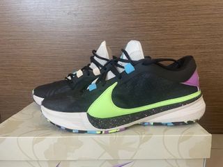 （分類：）位於 。 由 bballforever96 提交（商品編號 1274955597，圖片 1）。簡介： 。
