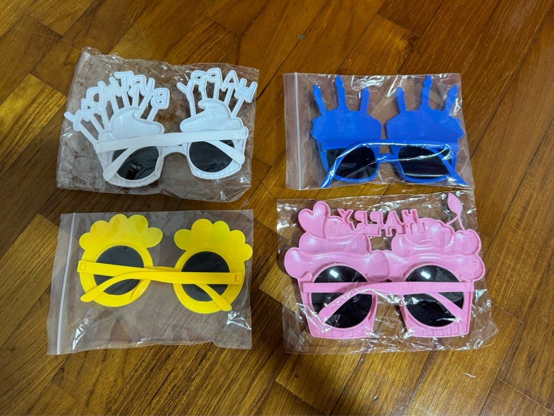 FREE MAIL happy birthday glasses bundle