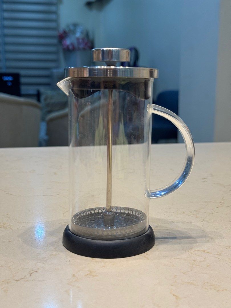 French Press (Category: Coffee & Tea Tableware) located in Quezon City. Submitted by chavzcity (Listing ID 1275155483, Image 3). Description: French Press -brandnew -never been used Location: - Banawe, QC.
