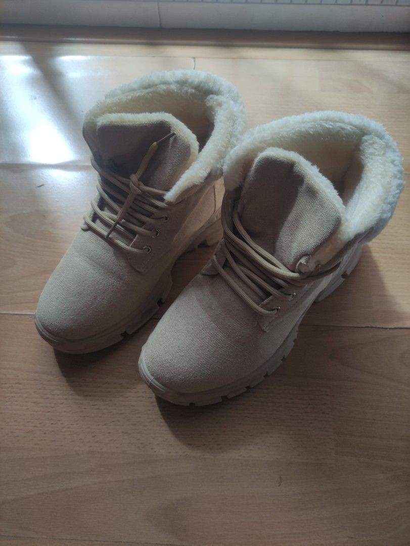 Real fur boots discount womens