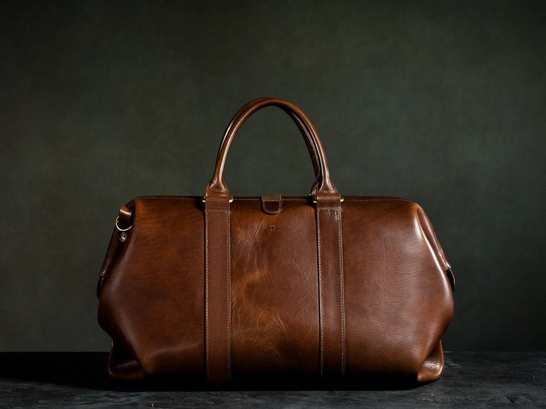 Genuine leather bag by Satchel Page Gladstone Weekend Travel