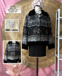 (Category: ) located in . Submitted by lobbypreloved (Listing ID 1275083289, Image 1). Description: .