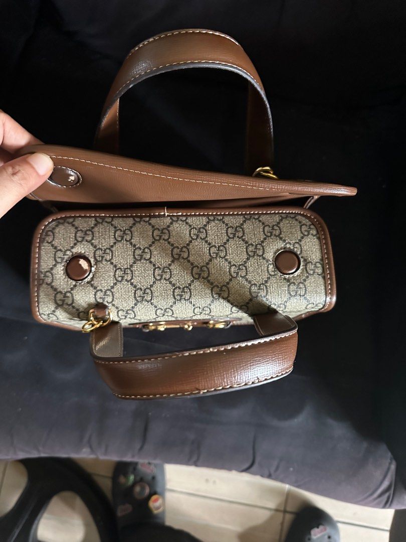 Gucci Horse Bit Cassette Box Bag (Category: Luxury Bags & Wallets) located in Quezon City. Submitted by biancabubbles8888888 (Listing ID 1275013915, Image 3). Description: With small minor signs of usage & storage .