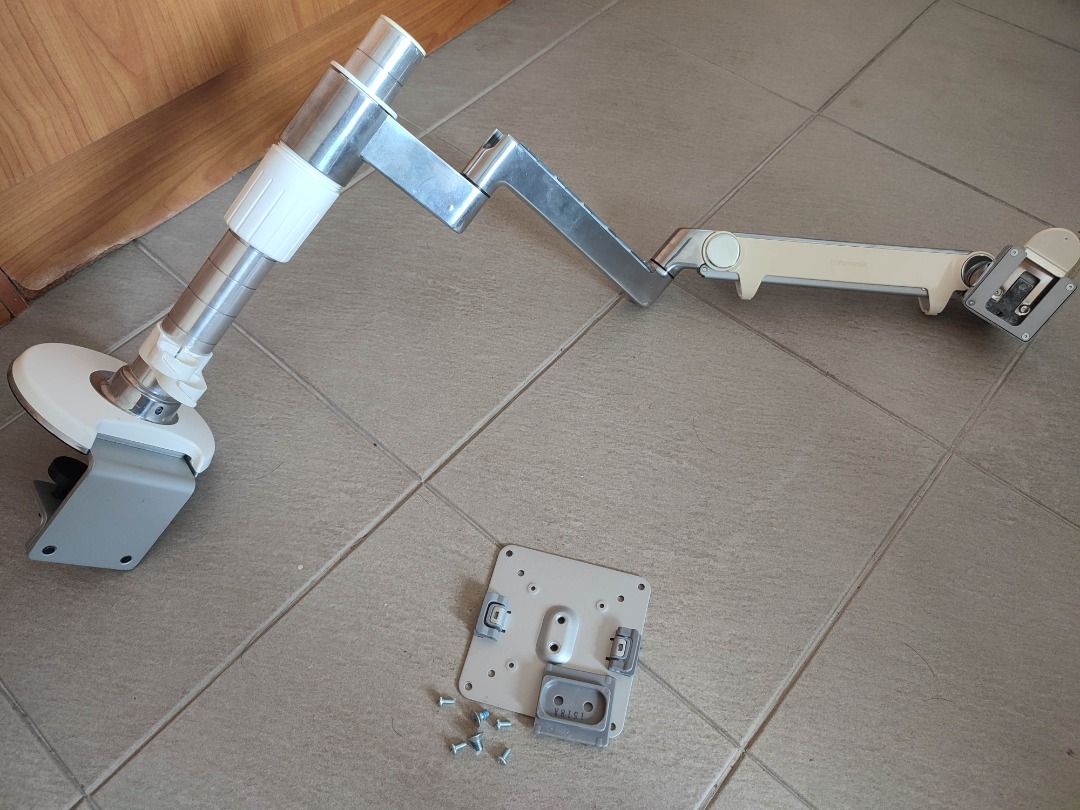 Humanscale M2 Monitor Arm (check description), Computers & Tech, Parts ...