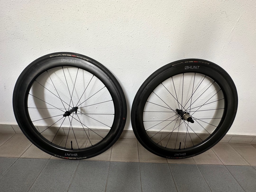 Hunt 52 carbon sale aerodynamicist wheelset
