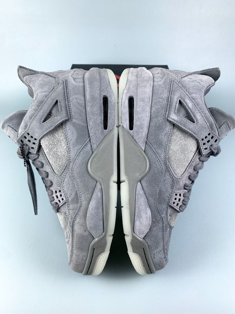 Jordan 4 Retro KAWS Grey, Men's Fashion, Footwear, Sneakers on Carousell
