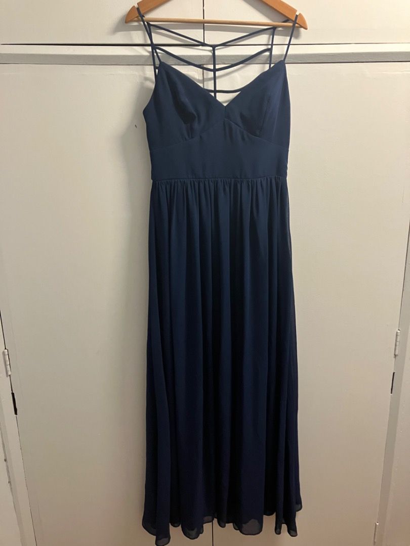 Large dark blue strappy gown (Category: Evening dresses & gowns) located in Caloocan City. Submitted by pleasesleep (Listing ID 1274953880, Image 1). Description: .