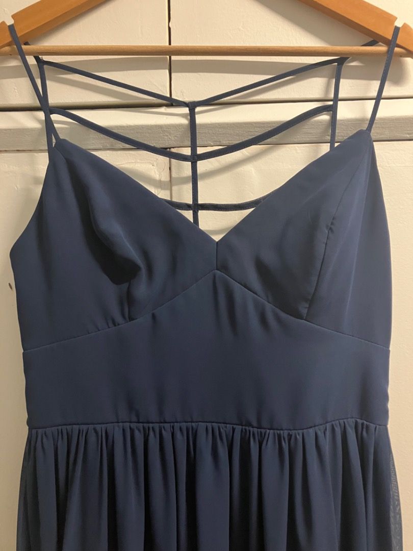 Large dark blue strappy gown (Category: Evening dresses & gowns) located in Caloocan City. Submitted by pleasesleep (Listing ID 1274953880, Image 2). Description: .