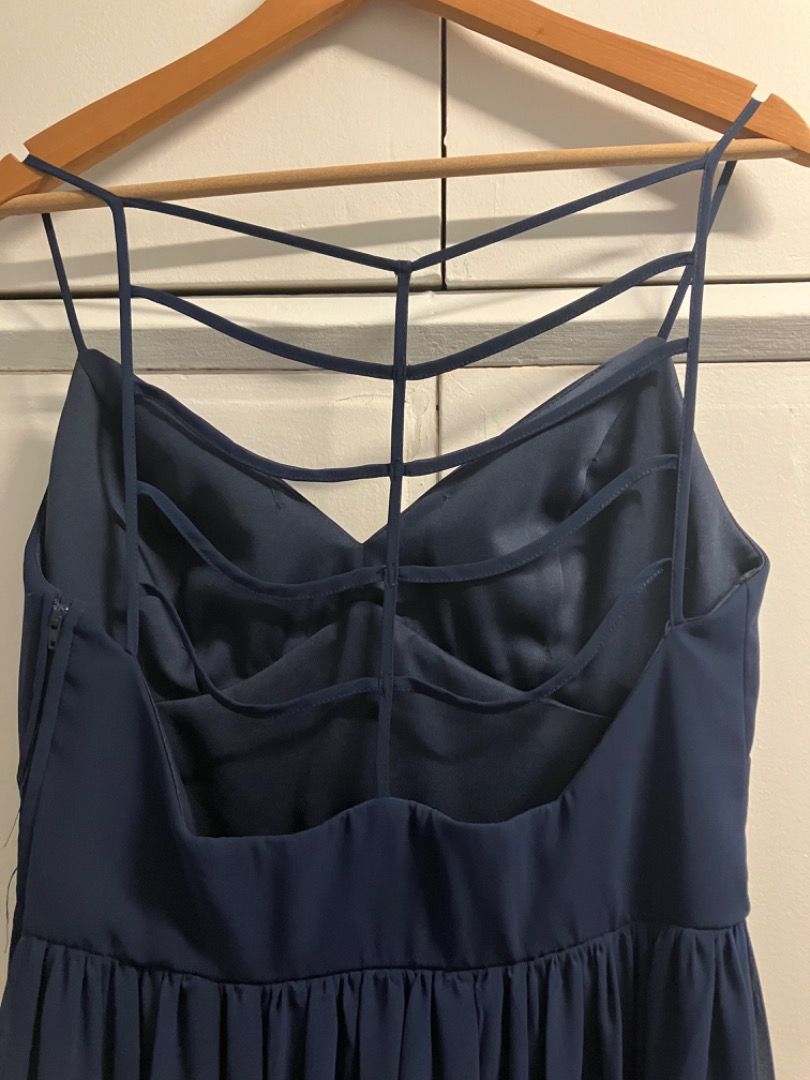 Large dark blue strappy gown (Category: Evening dresses & gowns) located in Caloocan City. Submitted by pleasesleep (Listing ID 1274953880, Image 3). Description: .