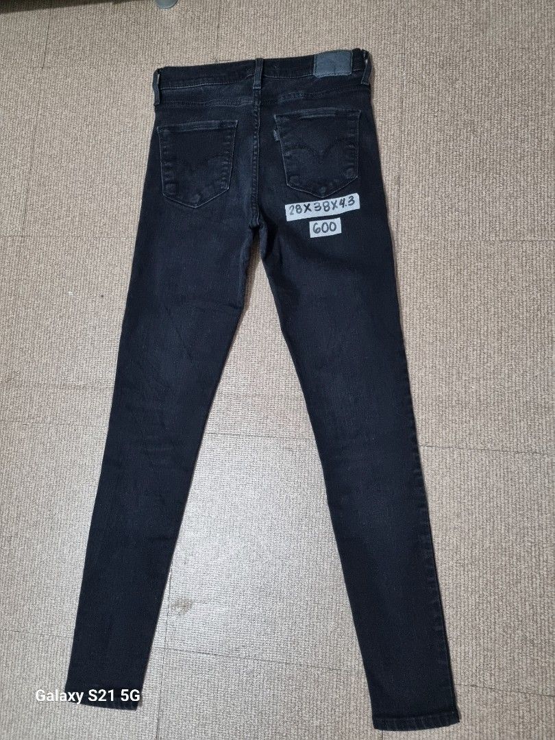 Levis size 28 Jeans for Women Women s Fashion Bottoms Jeans on