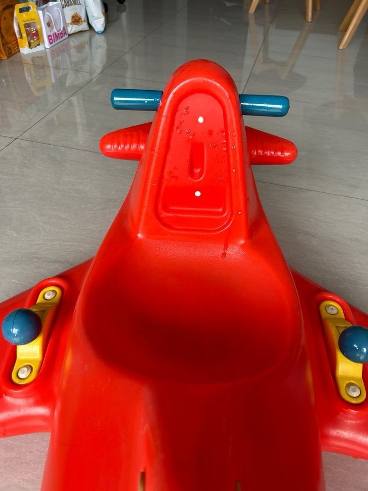 Little outlet tikes aeroplane