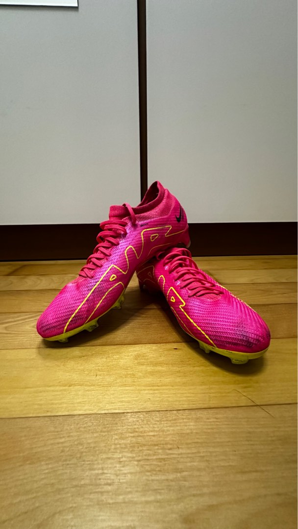 Mercurial Vapor 15 Pro US 8.5 UK 7.5 Sports Equipment Sports