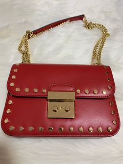 (Category: ) located in . Submitted by vanityshopper (Listing ID 1274955960, Image 1). Description: .