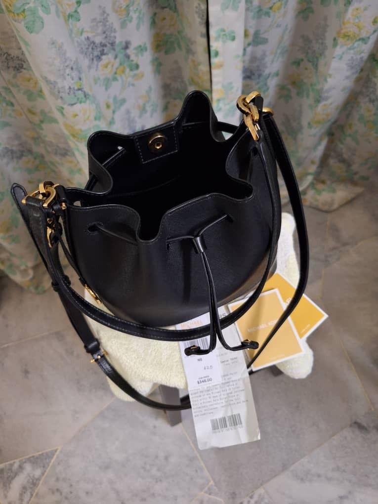 Michael Kors Trista Medium Bucket Black Women s Fashion Bags