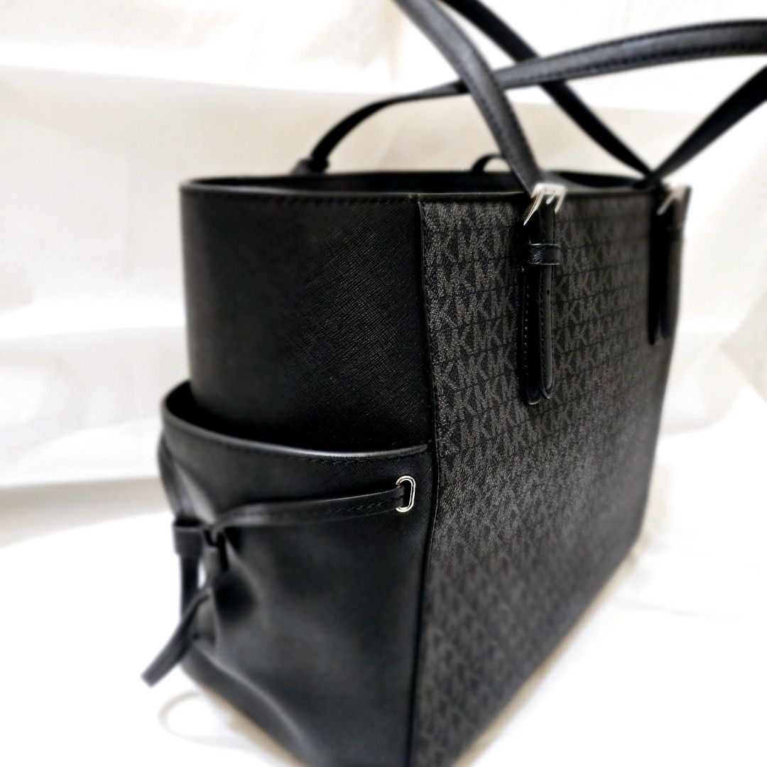 Michael Kors Voyager Tote Bag Women s Fashion Bags Wallets