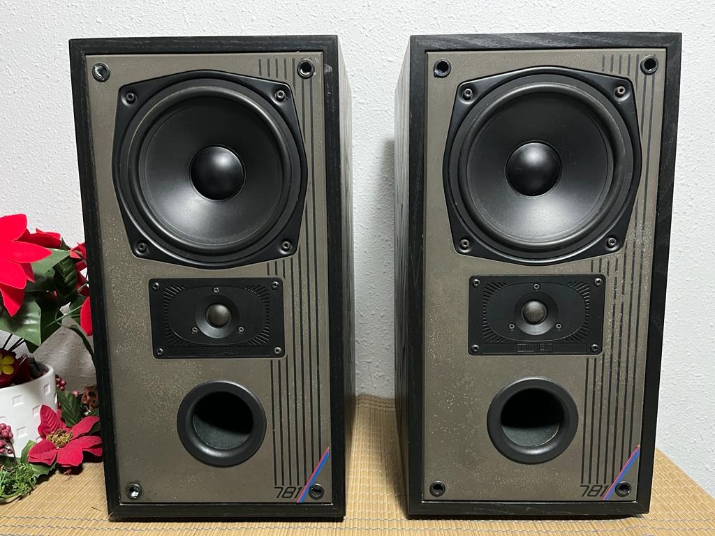Mission Cyrus 781 Bookshelf Speaker Audio Soundbars Speakers