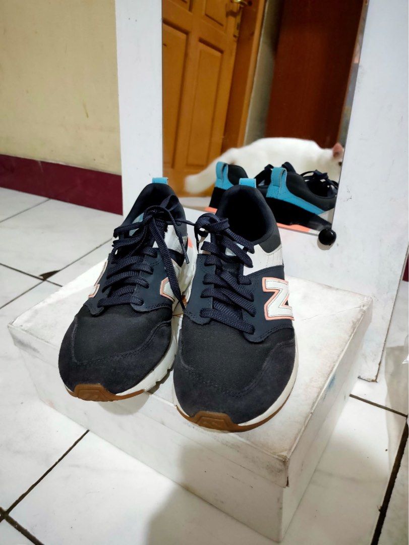 New balance deals 009 720