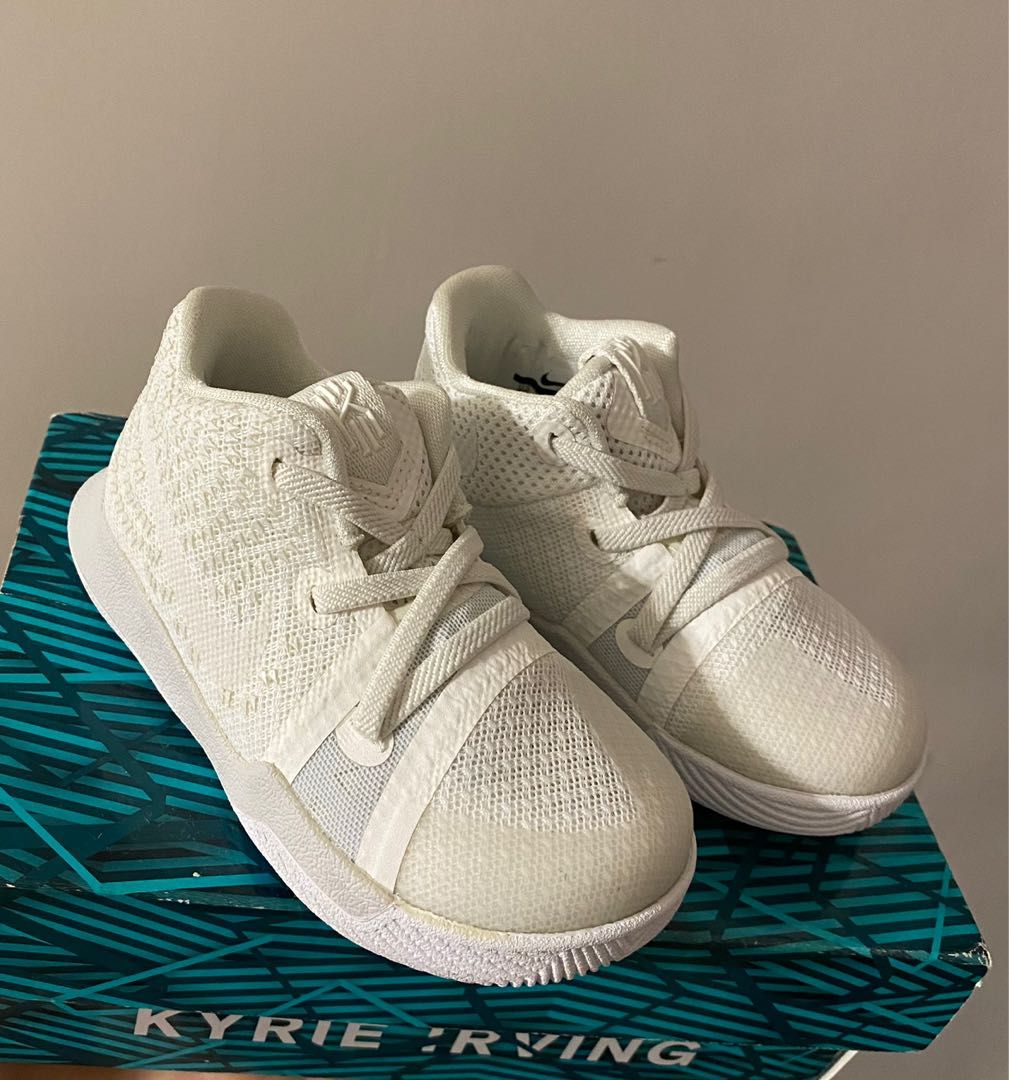 Infant store kyrie 3