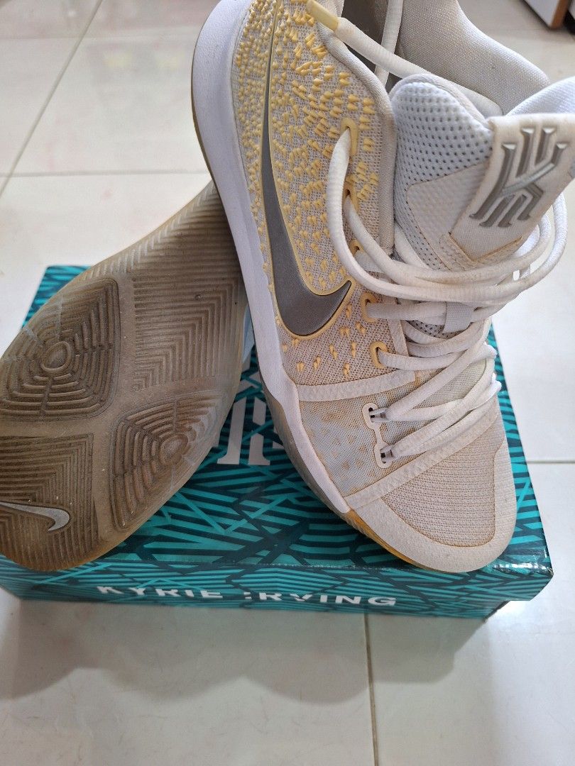 size 3 nike kyrie shoes