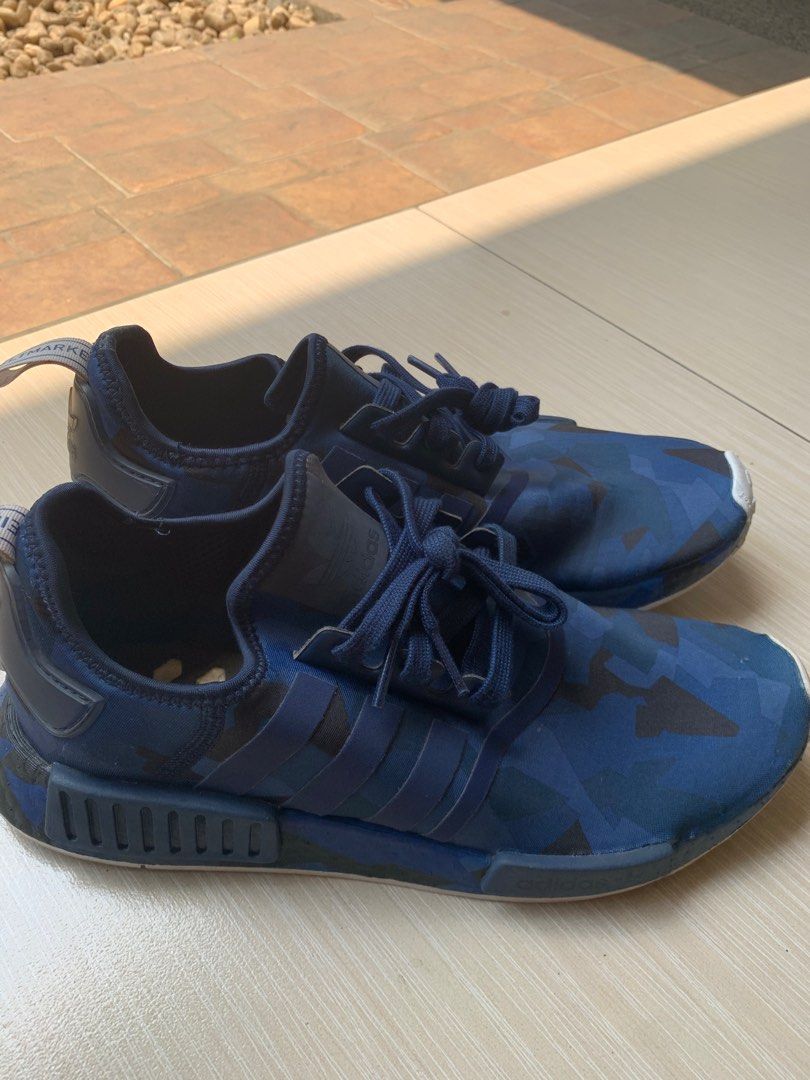NMD R1 Fractal Camo Blue, Fesyen Pria, Sepatu , Sneakers di Carousell
