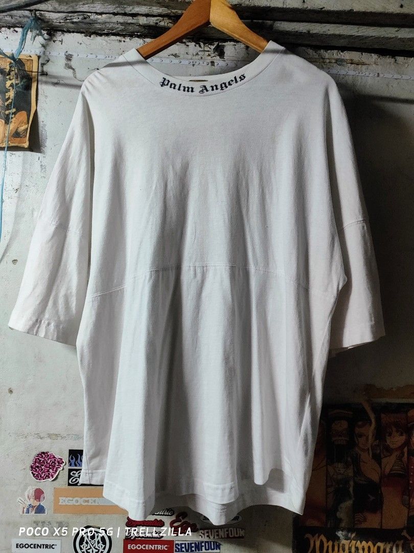 Palm Angels (Category: Tshirts & Polo Shirts ) located in Manila. Submitted by trellzilla666 (Listing ID 1275070023, Image 1). Description: 𝕻𝖆𝖑𝖒 𝕬𝖓𝖌𝖊𝖑𝖘 ₱750 + sf Excellent Condition Medium on tag but fits L-XXL (25x30-31) No issue naman pero need wash na lang para mukhang bago talaga Quezon City : Sm North/Munoz 📍 Rfs: nakatambak na lang di na nagagamit. Dm me..