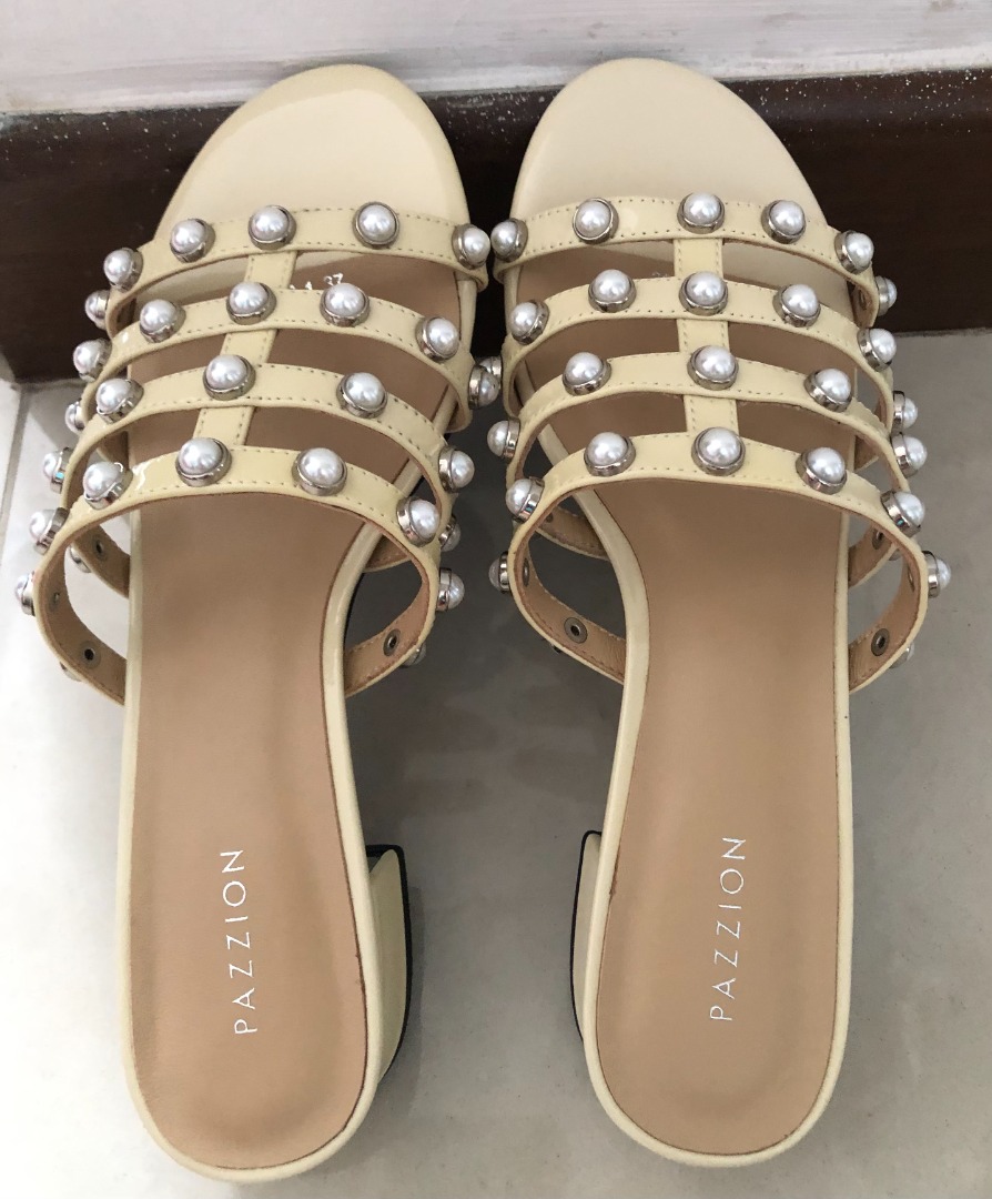 Pecanna 2024 flat sandals