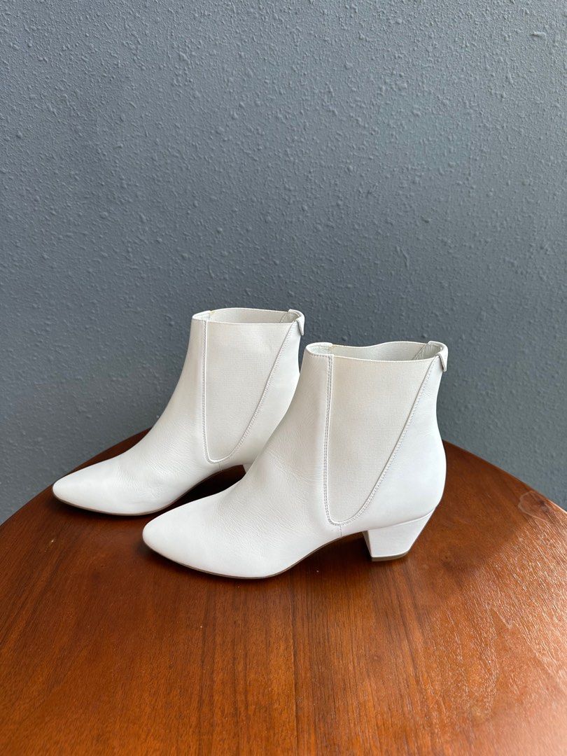 White booties leather shop