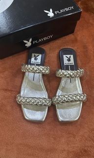 (Kategori: ) berada di . Dikirim oleh preloved_nirmalaa (ID iklan 1274954996, Gambar 1). Deskripsi: .