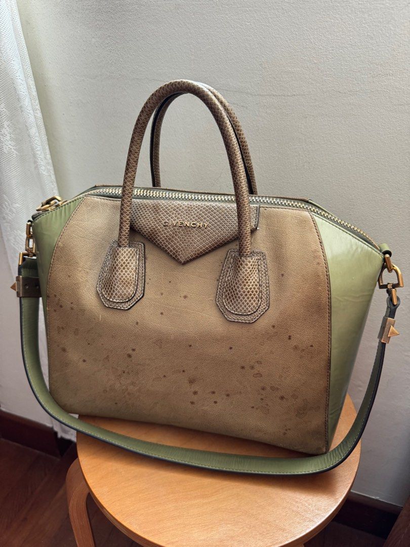 Medium 2024 antigona bag