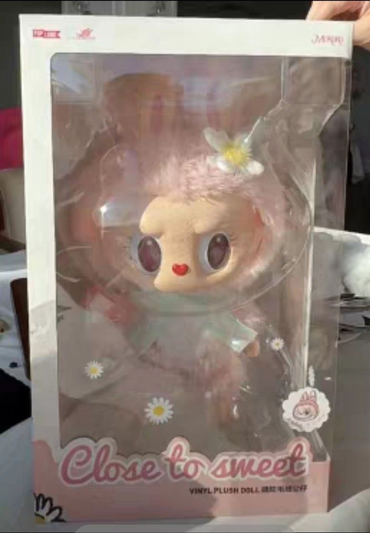 POPMART] POPMART LABUBU THE MONSTERS MOKOKO CLOSE TO SWEET VINYL