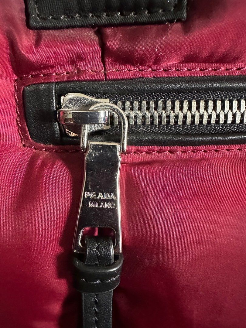Prada Bowling Puffer Bag (Category: Luxury Bags & Wallets) located in Quezon City. Submitted by biancabubbles8888888 (Listing ID 1275011687, Image 2). Description: .