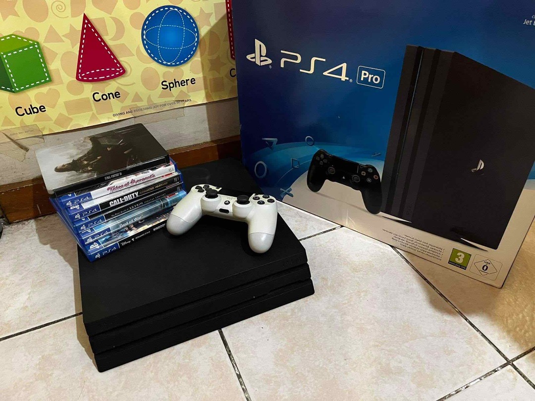 PS4 Pro without charging dock, Video Gaming, Video Game Consoles ...