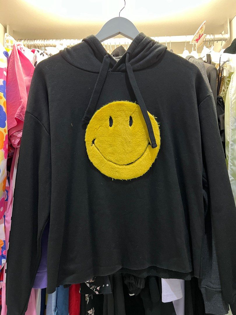 Pull and bear smiley hoodie outlet