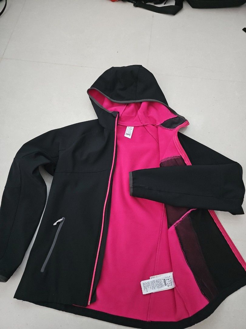 Quechua vest new arrivals