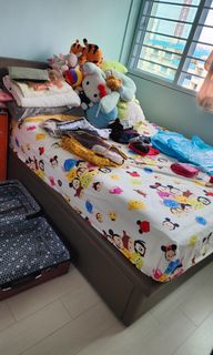 (Category: ) located in . Submitted by juneeeyyy (Listing ID 1274960044, Image 1). Description: .