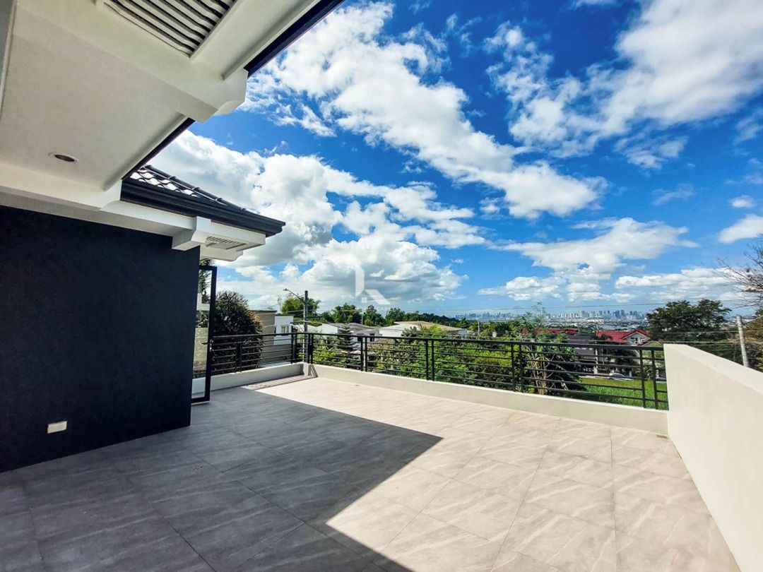 RC OVERLOOKING VIEW House with swimming pool for sale in Antipolo ...
