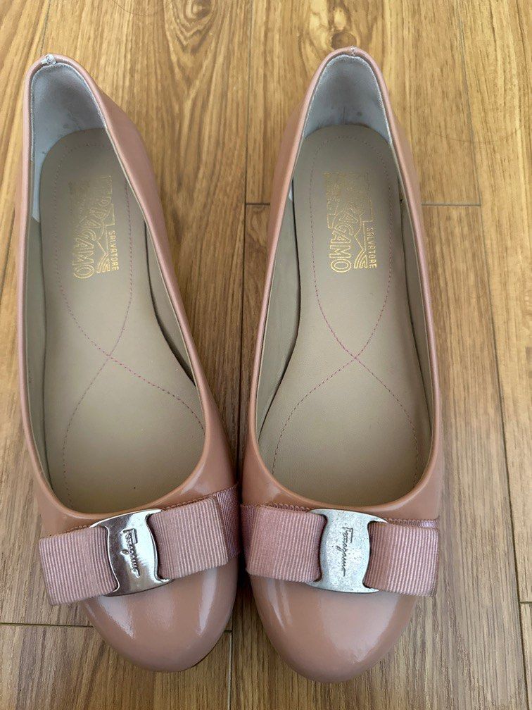 Varina flats discount