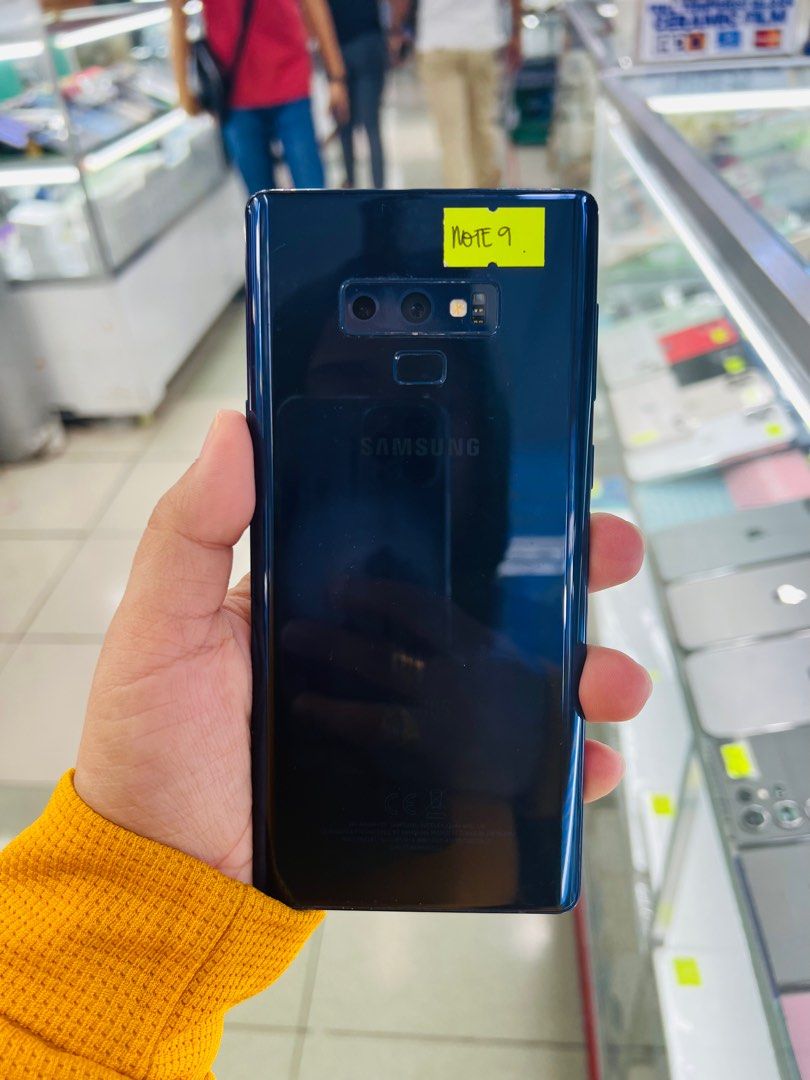 Samsung Note 9 128gb Dualsim FU (Category: Samsung) located in San Juan City. Submitted by javedsgadgetshop (Listing ID 1274962845, Image 2). Description: OPEN FOR INSTALLMENT VIA CREDIT CARD/GGIVES & SWAP/TRADE-IN! WE BUY AND SELL ( ANYKINDS OF UNIT BINIBILI PO NAMIN)! PTPA : Padelete po f bawal Read ❗️Onhand ‼️ Samsung Note 9 (Slight Amuled) •128gb •NTC Variant •Good batt health •Factory Unlock •95% Smoothness •No hidden issue | No Repaired •10