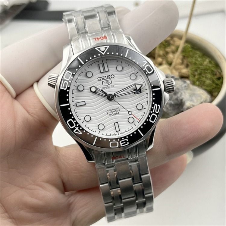 Seiko 5 seamaster 2025