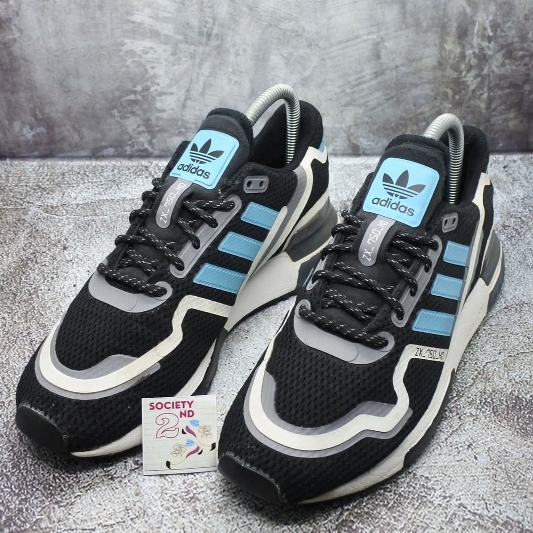 Sepatu Casual - adidas ZX HD Core Size 37⅓, Fesyen Wanita